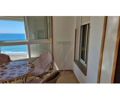 1 dormitorio ubicado en 1ª linea de playa FERRARA y paseo.