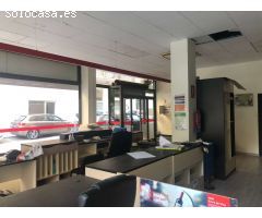 HERMOSO Y AMPLIO LOCAL COMERCIAL.