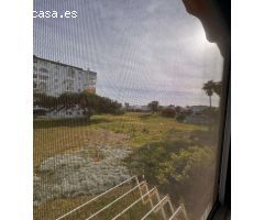 1 DORMITORIO CON VISTAS A LOS JARDINES