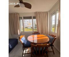 1 DORMITORIO CON VISTAS A LOS JARDINES