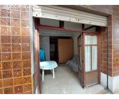 En venta bajo compatible con uso residencial en Silla