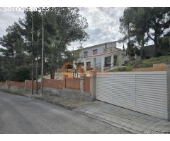 Casa independiente con gran parcela en Los Jardines