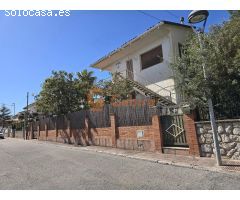 CASA CON 2 VIVIENDAS INDEPENDIENTES