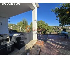 CASA EN UNA PLANTA EN LOS JARDINES DE CUNIT