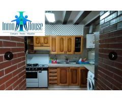 SE VENDE CASA ( VALDEGANGA )