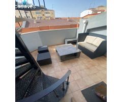 SE VENDE ATICO DUPLEX ZONA INDUSTRIA ( SEMINUEVO)