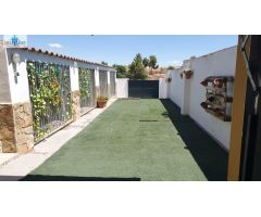 CHALET ADOSADO EN CASAS DE JUAN NUÑEZ - ALBACETE