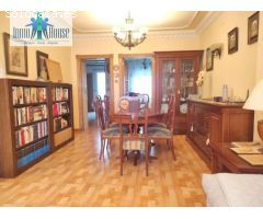CASA CHALET EN VENTA ZONA FERIA