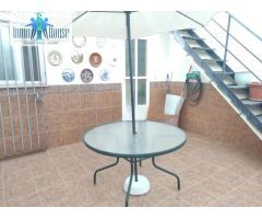 CASA CHALET EN VENTA ZONA FERIA