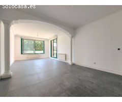 Vivienda Unifamiliar PAREADA en Urbanización  LOS REALES DE PARQUESOL