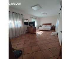 GRAN CHALET DE 5 HABS CON PISCINA PRIVADA EN ORIHUELA COSTA