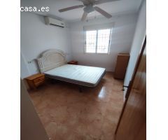 BUNGALOW BAJO SIN VECINO ARRIBA 2 HABS PARCELA PARA METER COCHE Y SOLARIUM PRIVADO... 133.500 EUROS