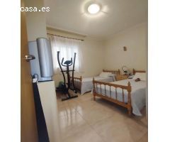 TORREVIEJA ZONA CENTRO 3 HABS 2 BAÑOS TERRAZA AMPLIA 133.900€