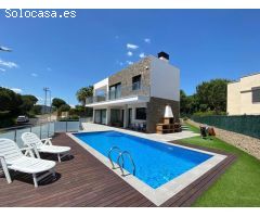 Chalet en Venta en Sant Feliu de Guíxols, Girona