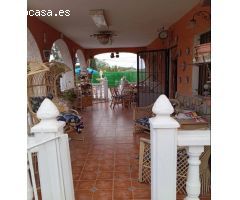 CHALET EN EL BACAROT