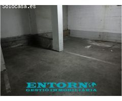 ECONÓMICO PARKING EN CAN PANTIQUET