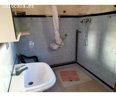 CASA ESQUINA EN ZONA CENTRO