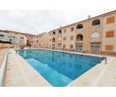 APARTAMENTO CON PISCINA JUNTO A LA PLAYA