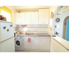 APARTAMENTO CON PISCINA JUNTO A LA PLAYA