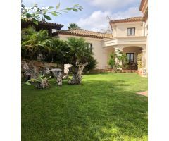 PRECIOSO CHALET ZONA F SOTOGRANDE