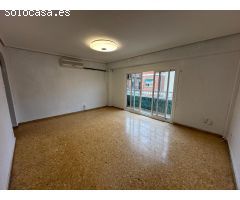 Vivienda de 4 habitaciones disponible
