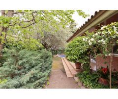 Elegante casa unifamiliar en la zona Arxiu.
