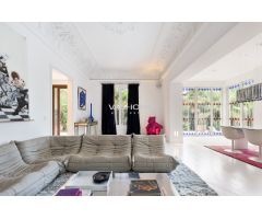 Villa modernista reformada con acabados de lujo en Sarrià