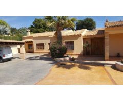 Casa de campo en Venta en Elche de la Sierra, Alicante