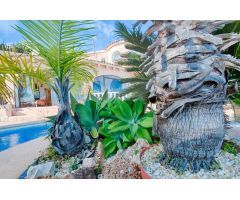 Villa en Venta en Rada de Moraira, Alicante