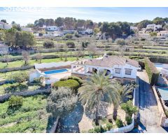 Villa en Venta en Benissa, Alicante