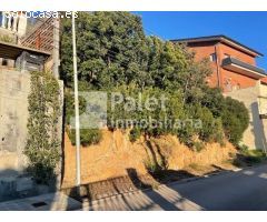 Solar edificable en Urbanización Cesalpina – Exclusividad y naturaleza en 528 m²