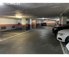 PLAZA EN VENTA EN CALLE CORSEGA 52