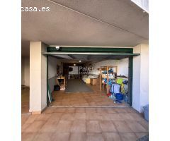 Encantadora casa adosada a la venta con jardín y piscina con vistas a la montaña