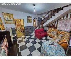 SE VENDE CASA EN ALGUAZAS