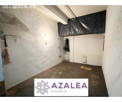 ¡¡ COCHERA CERRADA CON  ALTILLO TRASTERO EN LA ZONA DEL CAIRO!!