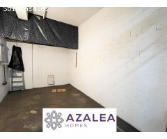 ¡¡ COCHERA CERRADA CON  ALTILLO TRASTERO EN LA ZONA DEL CAIRO!!