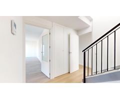 ¡¡ VIVIENDA EN RESIDENCIAL LAS LOMAS!!