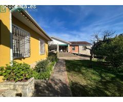 PARCELA DE 3000 M2 SEGREGABLE EN TRES CON DOS CHALETS