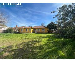 PARCELA DE 3000 M2 SEGREGABLE EN TRES CON DOS CHALETS