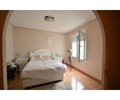 Atico de 2 dormitorios en venta en Guardamar del Segura centro