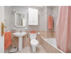 SE VENDE BONITO APARTAMENTO CON PISCINA COMUNITARIA. LA PLAYA DEL CURA!!!!!!