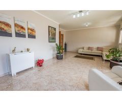 PISO DE 5 HABITACIONES EN RADAZUL, CON 3 PLAZAS DE GARAJE