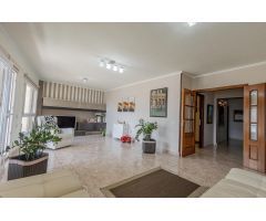 PISO DE 5 HABITACIONES EN RADAZUL, CON 3 PLAZAS DE GARAJE
