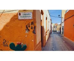 SOLAR EN EL CASCO DE AGÜIMES