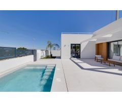 VILLAS DE OBRA NUEVA EN ROJALES