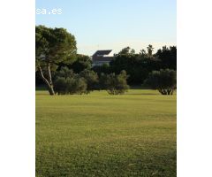 Exclusivo chalet moderno en primera línea de Alenda Golf