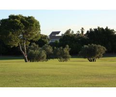 Exclusivo chalet moderno en primera línea de Alenda Golf