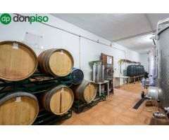 ESPECTACULAR FINCA  EN DUDAR