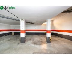 PLAZA DE GARAJE JUNTO A ALHAMAR Y CORTE INGLÉS.