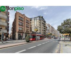 PLAZA DE GARAJE JUNTO A ALHAMAR Y CORTE INGLÉS.